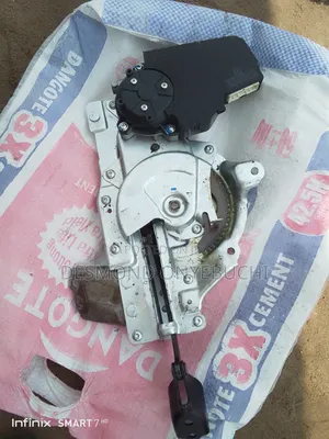 Boot Engine Lifter Rx350