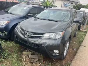 Toyota RAV4 Limited 4dr SUV (2.5L 4cyl 6A) 2014 Gray