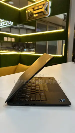 Laptop Lenovo ThinkPad X1 Carbon 16GB Intel Core i7 SSD 512GB