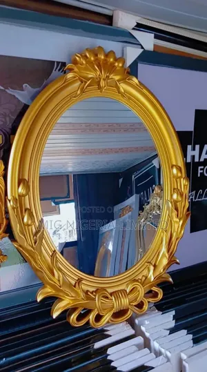 Wall Vintage Mirror Shape Decorations Gold