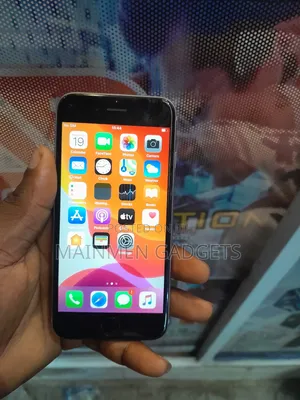 Apple iPhone 6s 32 GB Silver