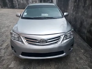 Sweet Toyota Corolla for Rent (Silver)