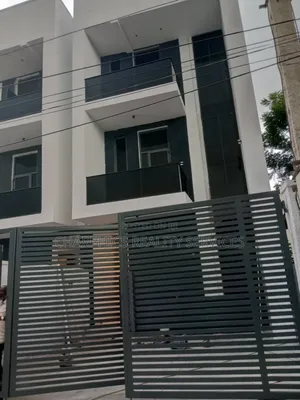 4bdrm Duplex in Adeniyi Jones for rent