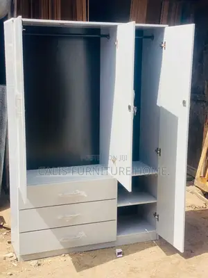 6ft X 4ft Wardrobe. Light Grey.