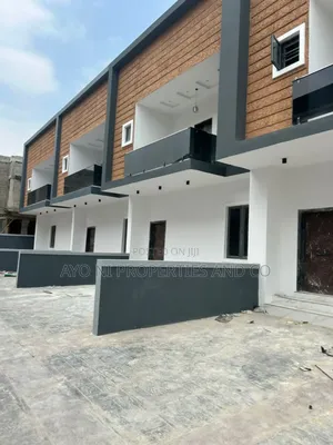 Furnished 4bdrm Duplex in Greenwich Estate for sale