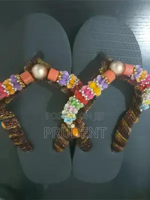 Beaded/Fancy Dunlop Slippers
