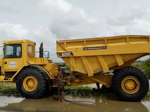 450 Cat Dumper Truck for Hire