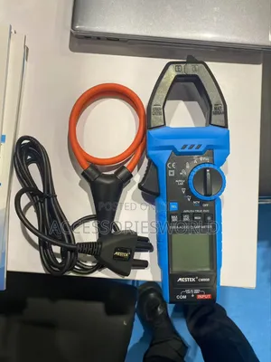 Mestek Cm86b 1000a Ac/Dc Clamp Meter