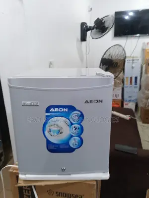 Brand New Aeon 50l Mini Fridge With Lock – Fast Cooling
