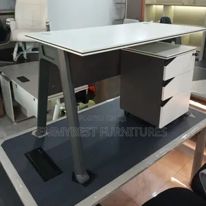 Unique Quality Office Table And Side Drawers.