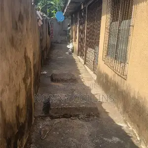 4bdrm Bungalow in Cable Point, Oshimili South for sale
