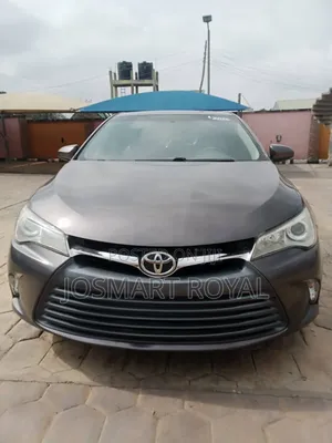 Toyota Camry SE 4dr Sedan (2.5L 4cyl 6A) 2015 Gray