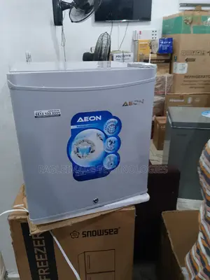 Brand New Aeon Mini Fridge With Led Light – Direct From Shop