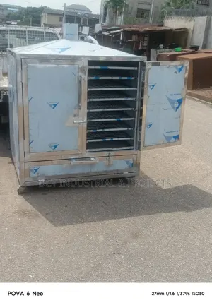 Fish Smoking Kiln 300kg / Stainless Dryer 600pcs Catfish
