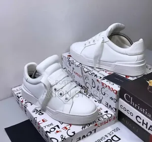 High Quality Sneakers