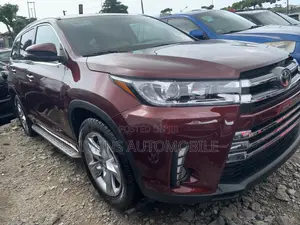 Toyota Highlander Limited 4dr SUV AWD (3.5L 6cyl 6A) 2015 Red