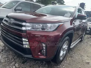 Toyota Highlander Limited 4dr SUV AWD (3.5L 6cyl 6A) 2015 Red