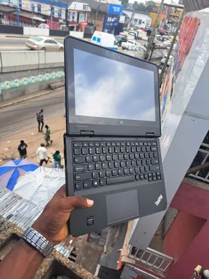 Laptop Lenovo Yoga 11e 8GB Intel Celeron SSD 128GB