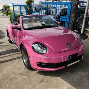 Volkswagen Beetle 1.8T SE Convertible 2016 Pink