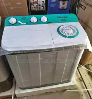Hisense 7.5kg Twin Tub Semi-Automatic Washing Machine.