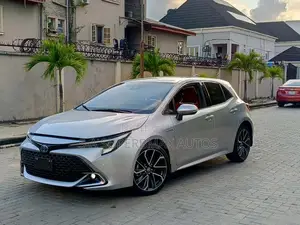 Toyota Corolla 2024 Silver