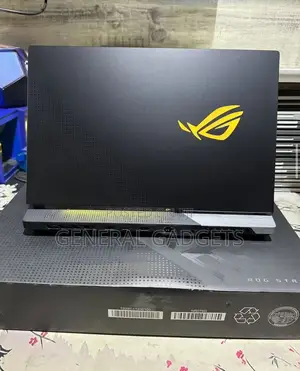 Laptop Asus ROG Strix SCAR 15 16GB AMD Ryzen 7 SSD 1T
