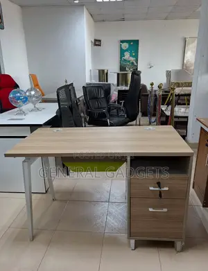 Wooden Office Table