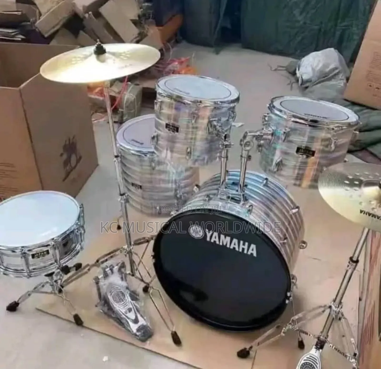 Yamaha Drum Set
