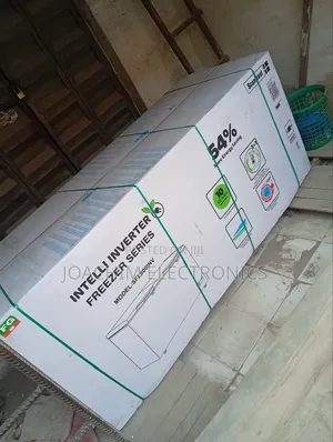 Scanfrost Inverter Deep Freezer 600l