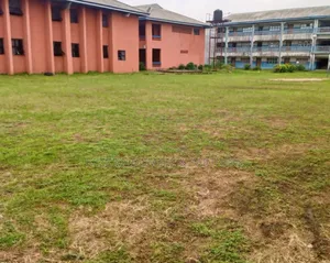To Let / Lease : Functional Standard School Within City Center , Ph