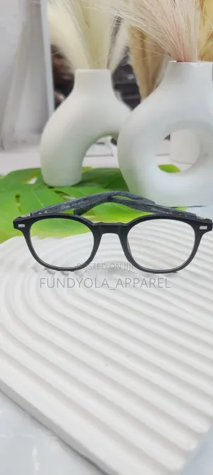 Female Fashionable Eyeglasses.