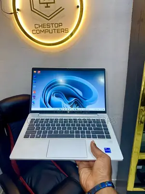 Laptop HP ProBook 440 G8 16GB Intel Core i5 SSD 512GB