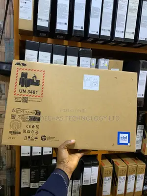 New Laptop HP EliteBook 640 G11 8GB Intel Core Ultra 5 SSD 512GB