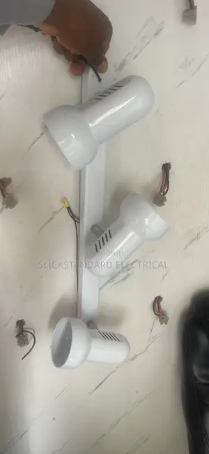 Track Light With Bulb