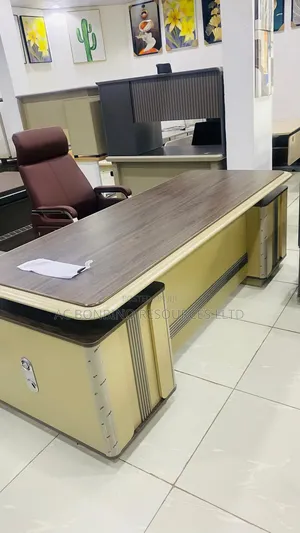 Super Executive Table