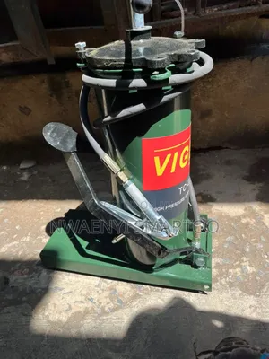 Heavy Duty Foot Grease Bucket