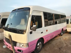 Toyota Coaster 2017 Pink