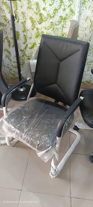 Smart Midbackrest Visitors Office Chair