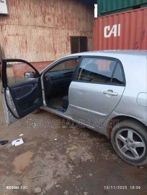 Toyota Corolla 2002 Silver