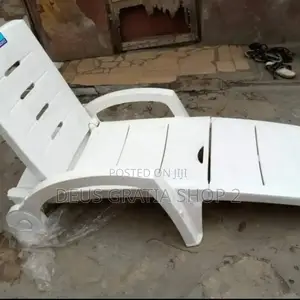 Foldable Plastic Pool Bed/Pool Chair