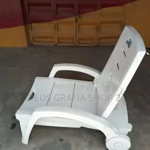 Foldable Plastic Pool Bed/Pool Chair