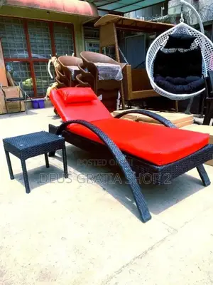 Foldable Rattan Pool Bed/Pool. For Swimming Poolchair