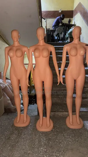 Faceless Female Size 10 Plastic Mannequin