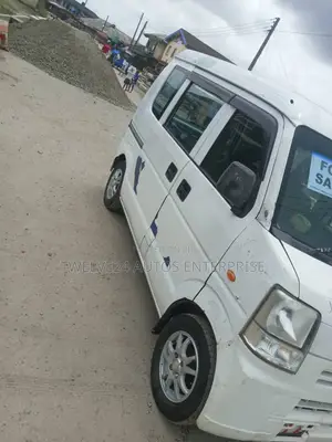 Suzuki Every 2010 White