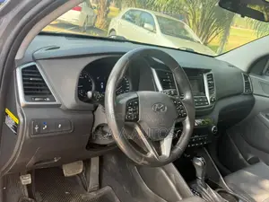 Hyundai Tucson 2016 Gray