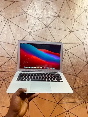 New Laptop Apple MacBook 2013 4GB Intel Core I5 HDD 128GB