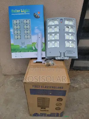 1600w First Class England Solar Light