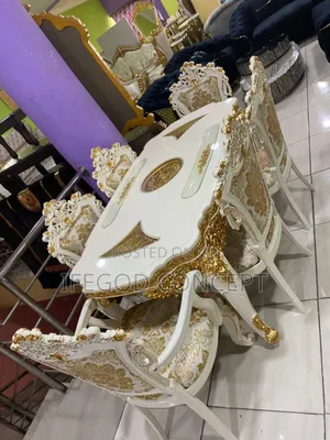 Royal Luxurious Dining