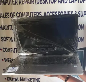 Laptop HP 250 G6 4GB Intel Core I5 HDD+SSD 320GB