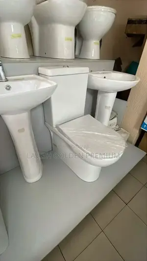 Perris England Water Closet Set